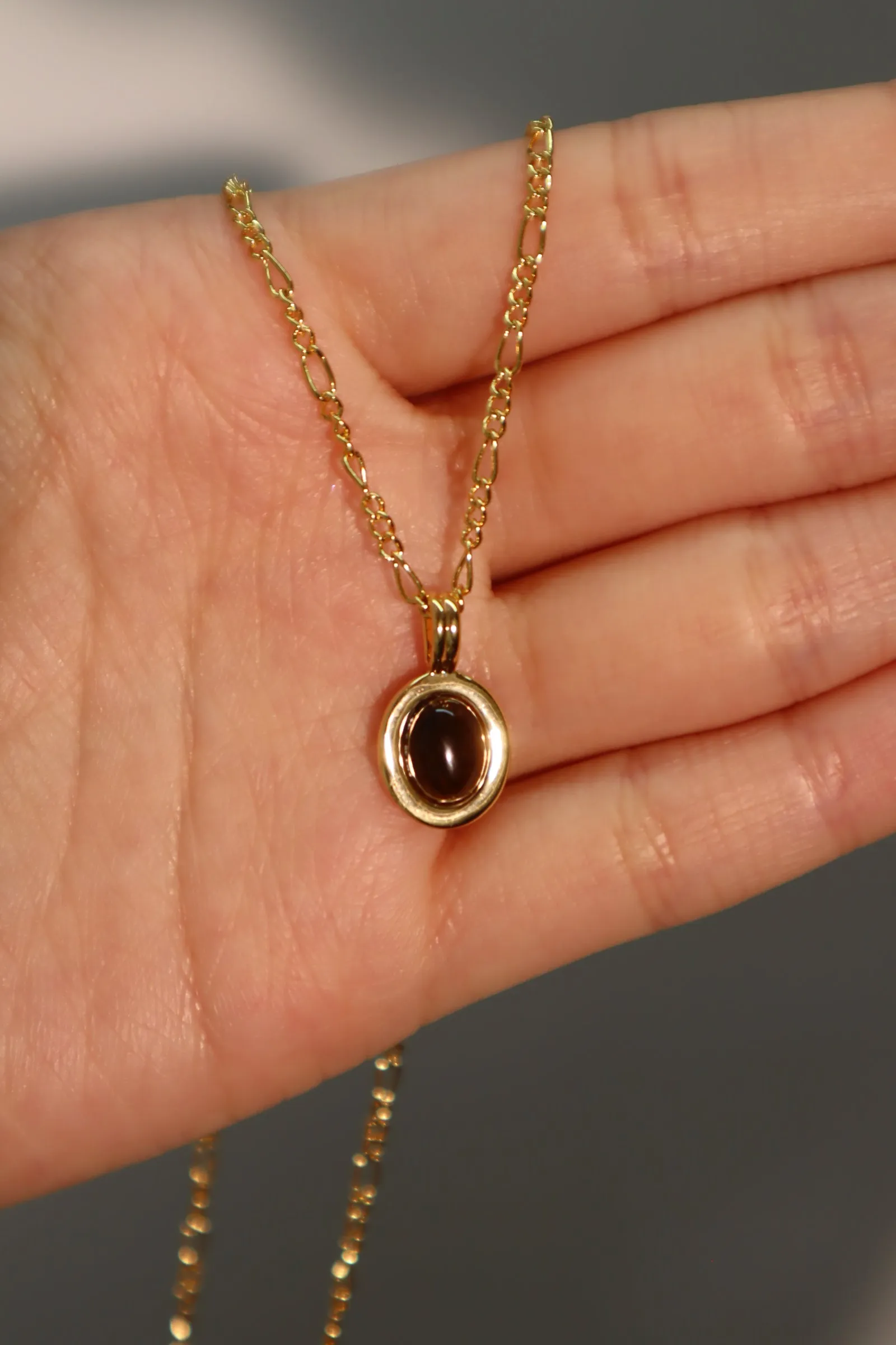 Elegant 18K Gold Plated Tigerite Brown Gemstone Pendant Necklace - Stylish Jewelry for Any Occasion