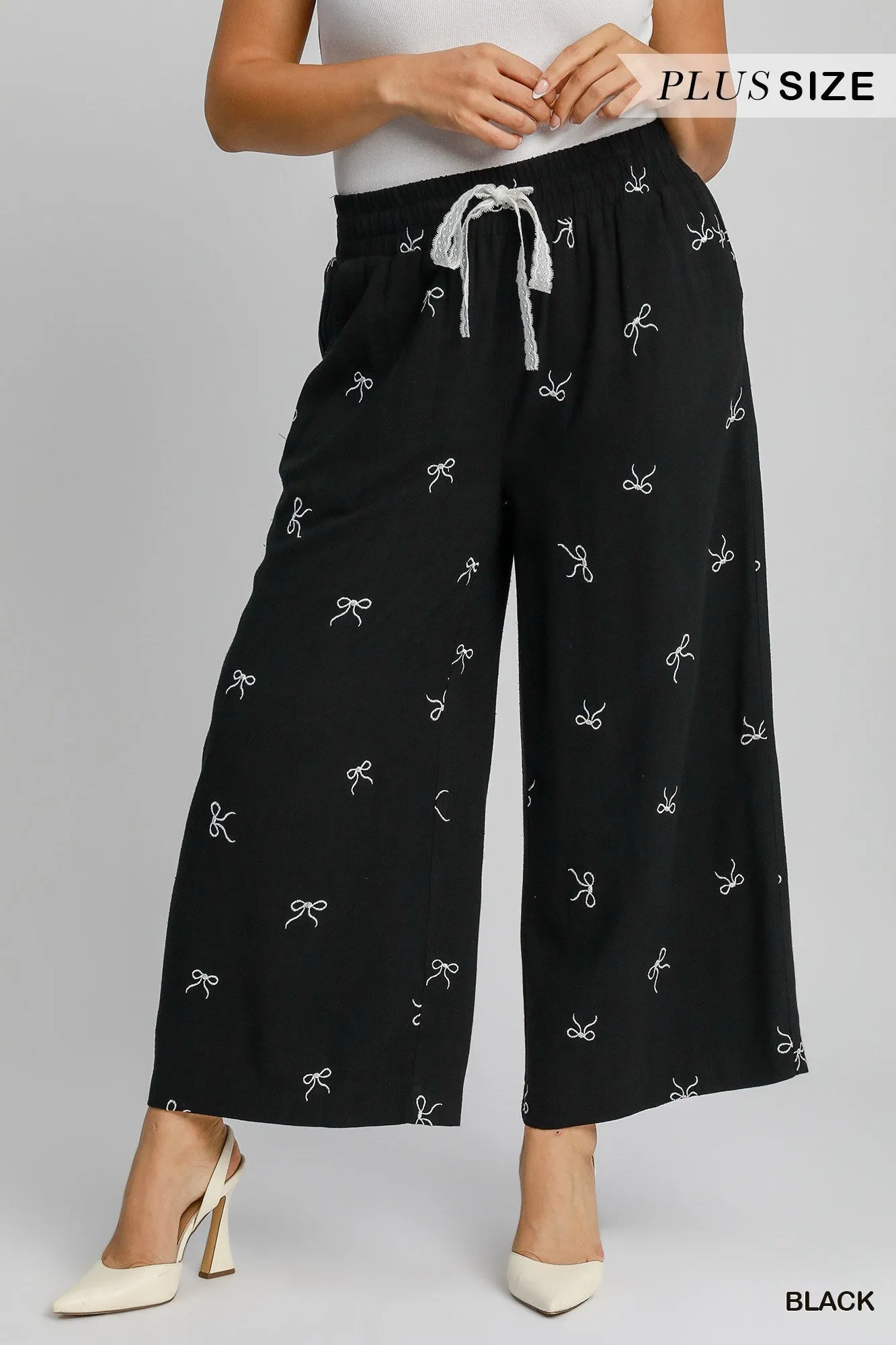 Black Linen Blend Pants w/ Ecru Embroidered Bows