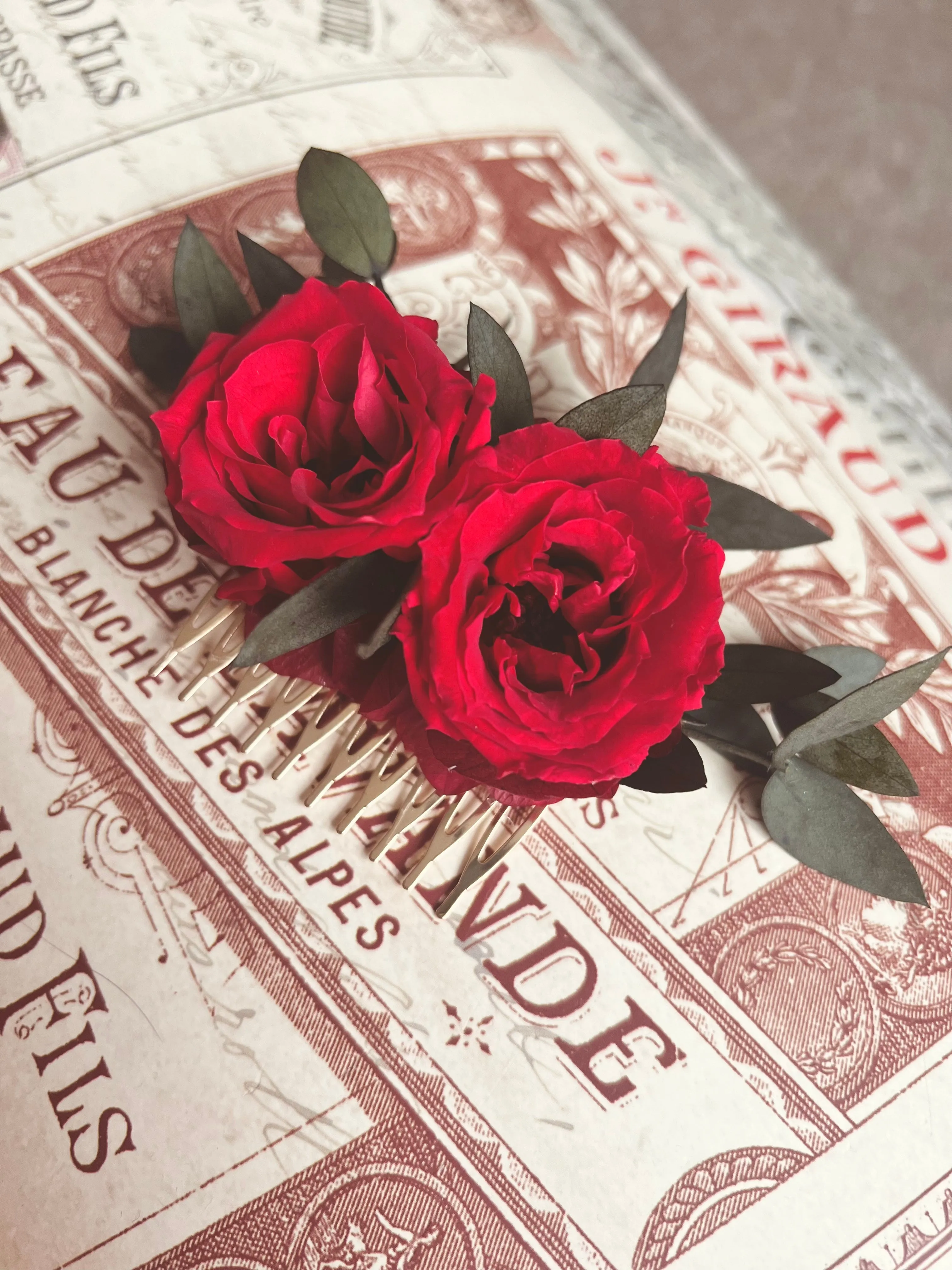 Classic Wedding Red Rose and Eucalyptus Hair Piece for Brides, Bridal Rose and Greenery Floral Hair Comb, French Red Rose Bridal Headpiece