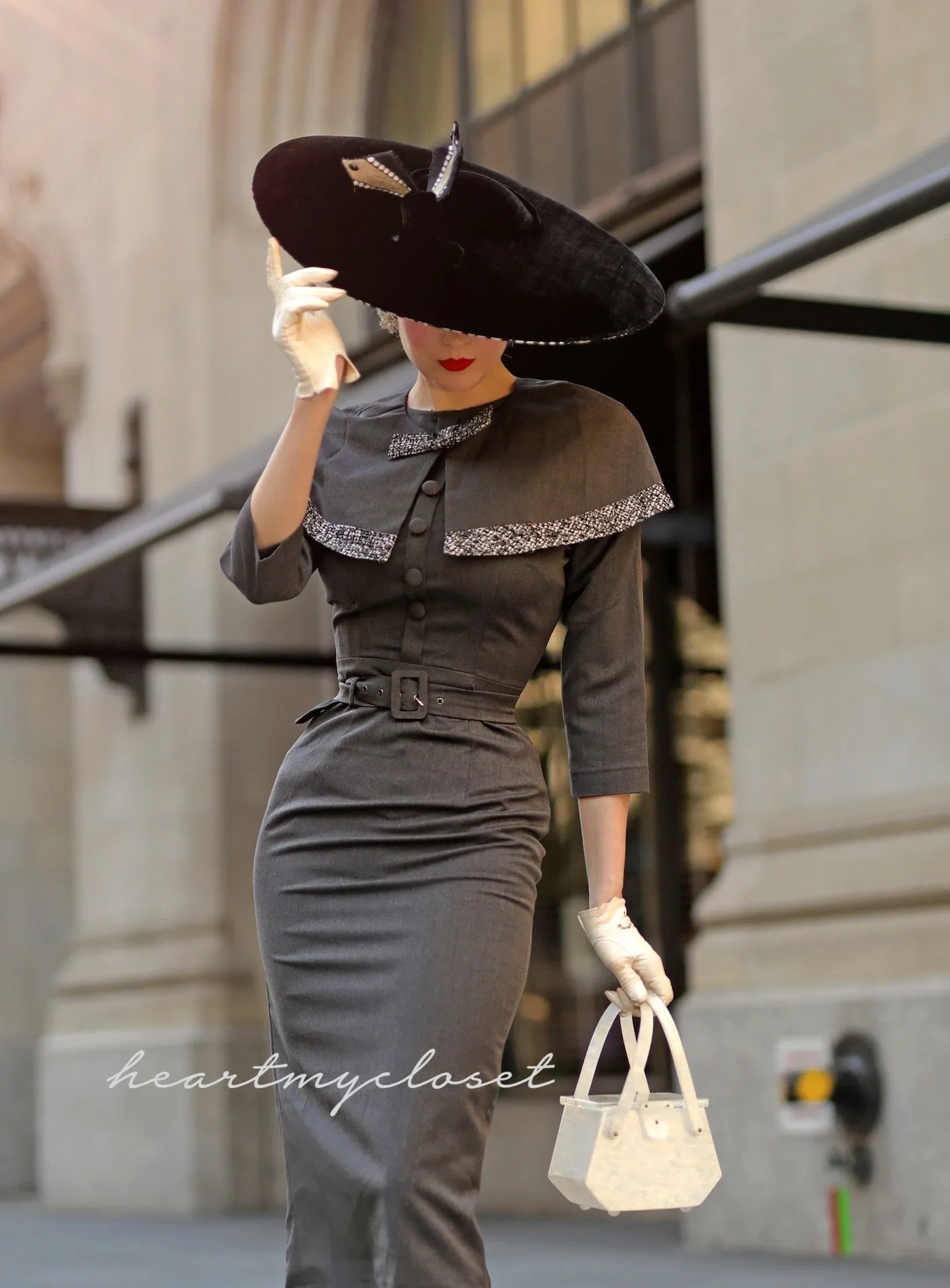 Derby - 1950s pencil dress with matching cape