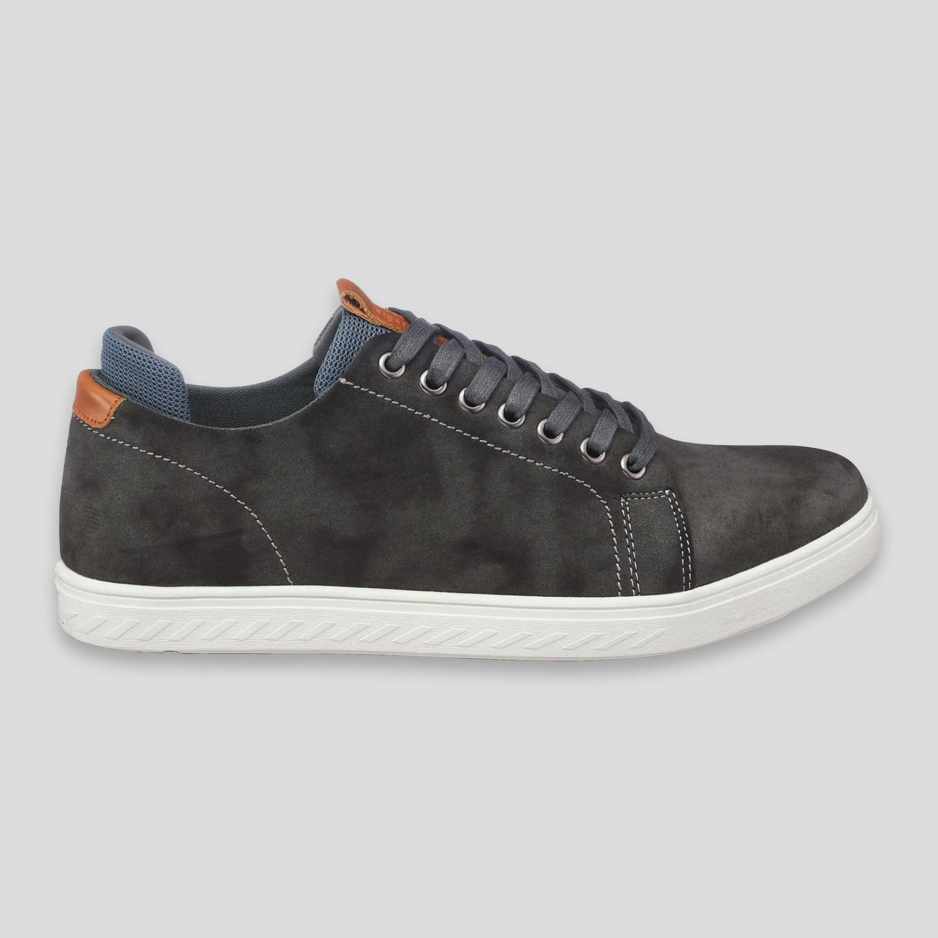 Men's Bulls Low Top Court Shoes - FINAL SALE