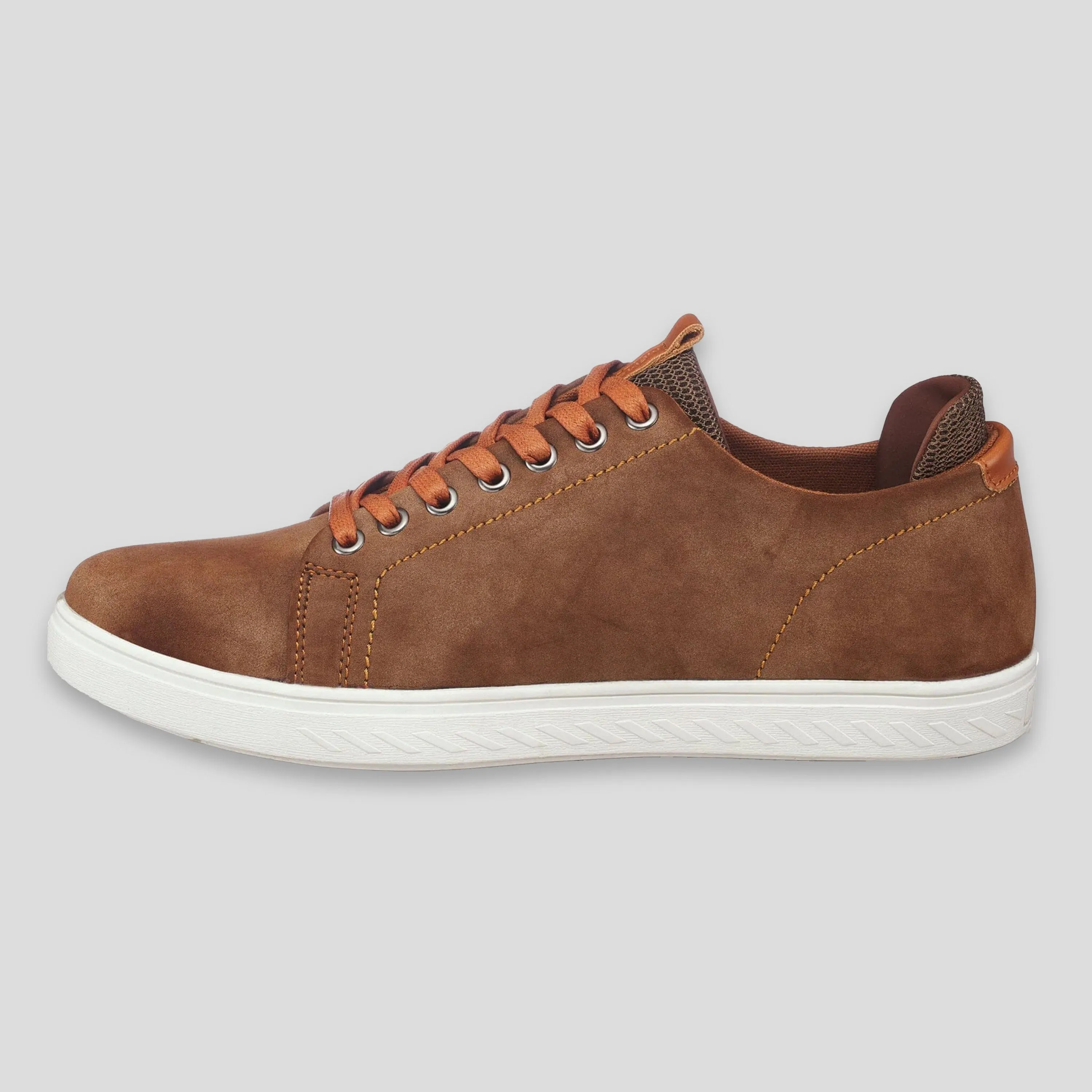 Men's Bulls Low Top Court Shoes - FINAL SALE