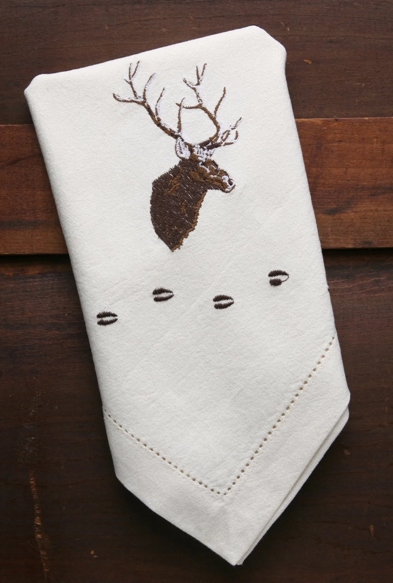 "Elk" 100% Cotton Embroidered Napkins - 4-Piece Set